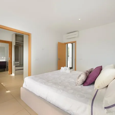 New! Es Redo-spacious & Relax Villa San José